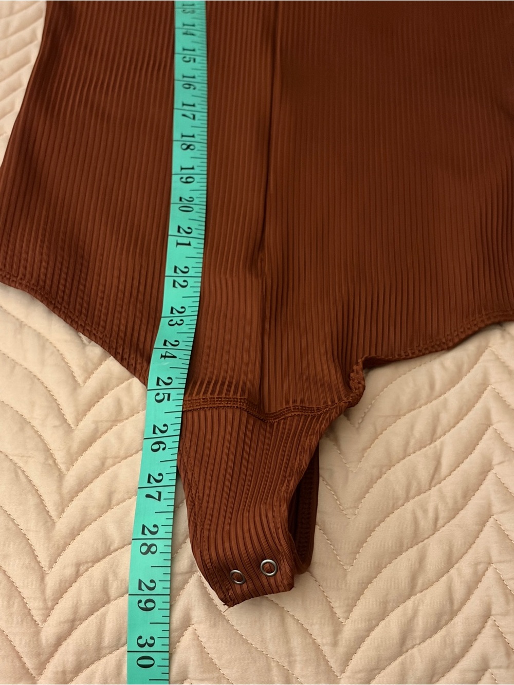 Abercrombie & Fitch Ribbed Zip Mock Neck Long Sleeve Bodysuit Brown M - Picture 10 of 11
